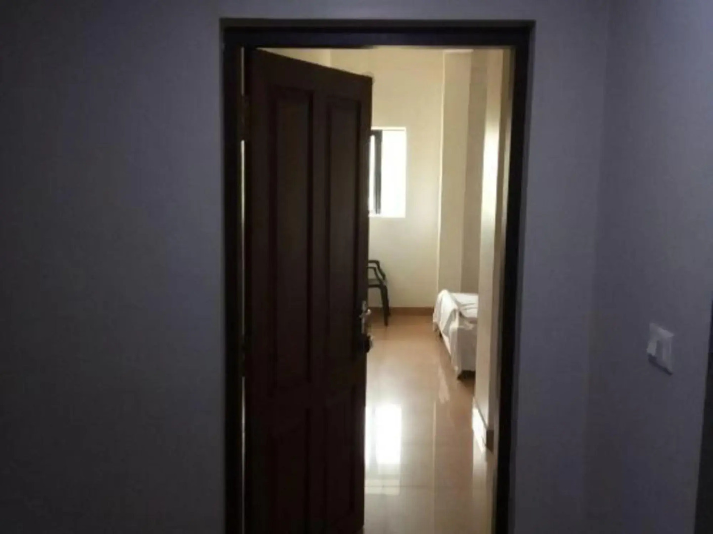 Mascot Paradise City Hotel