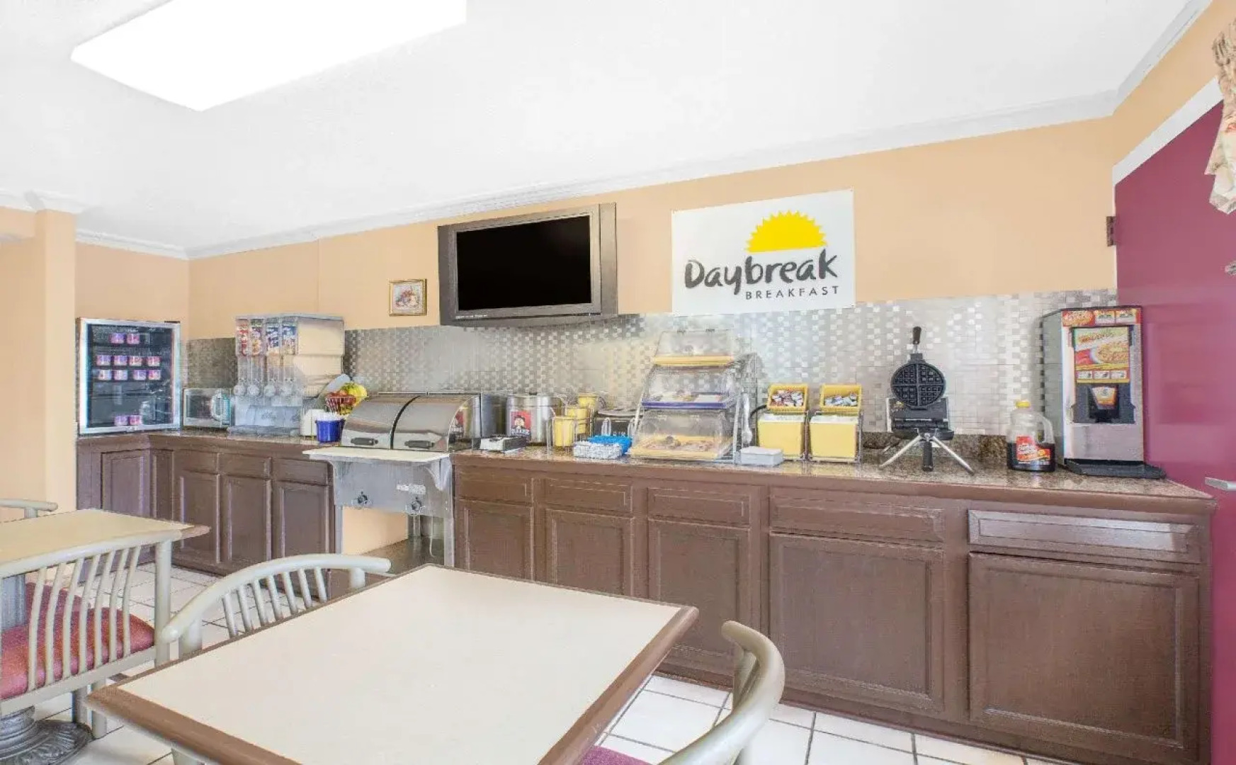 Days Inn by Wyndham Benton