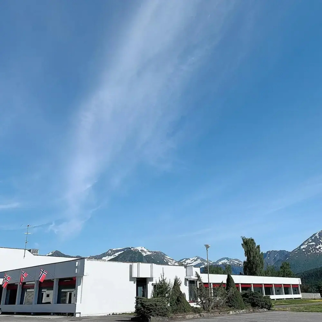 Isfjorden Turisthotell & Motell