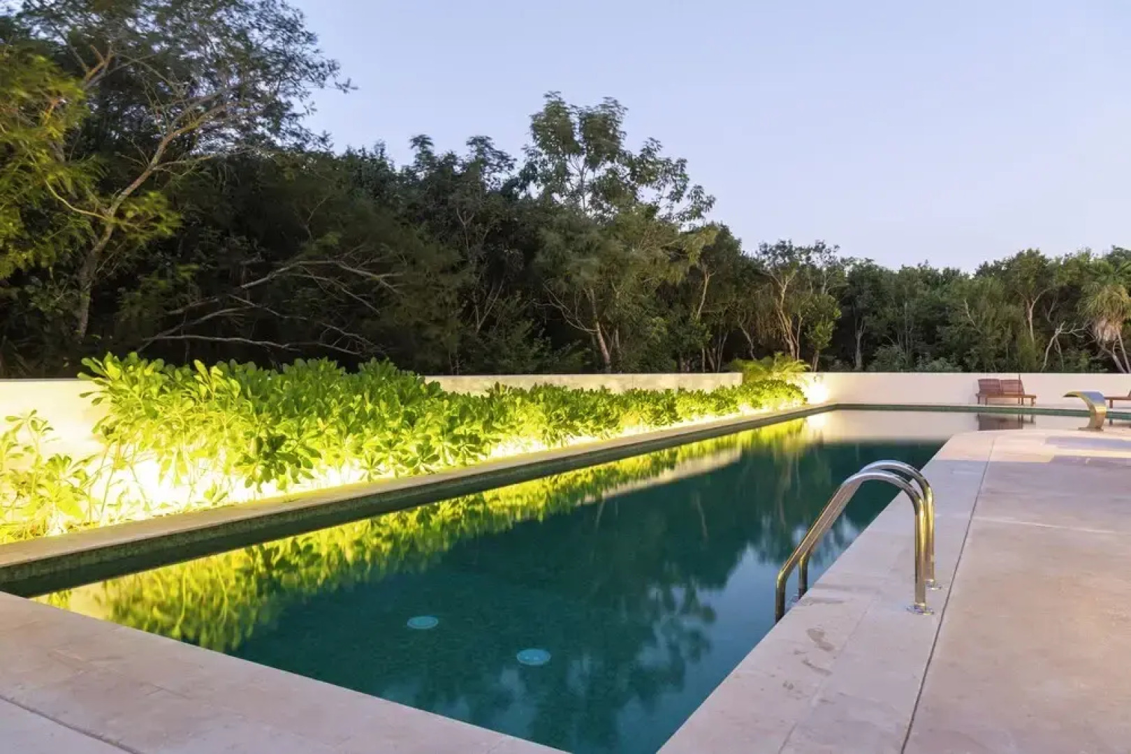 Luxurious Apartments With BBQ Pool Garden Jungle View