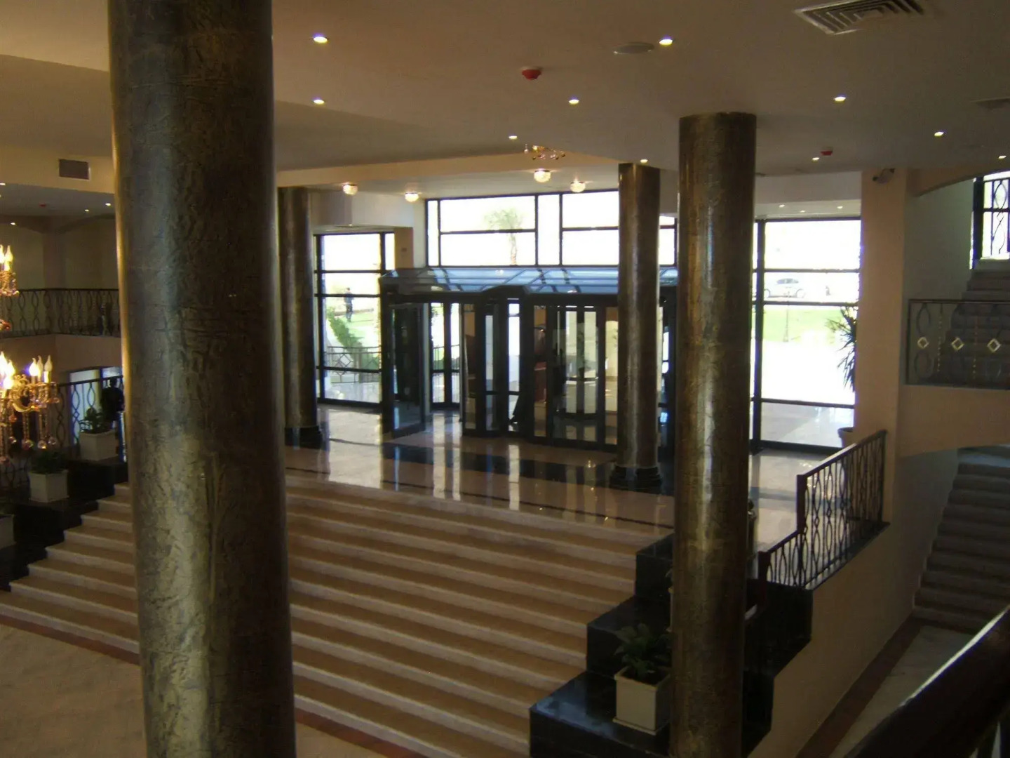 Aquamarine Sun Flower Resort