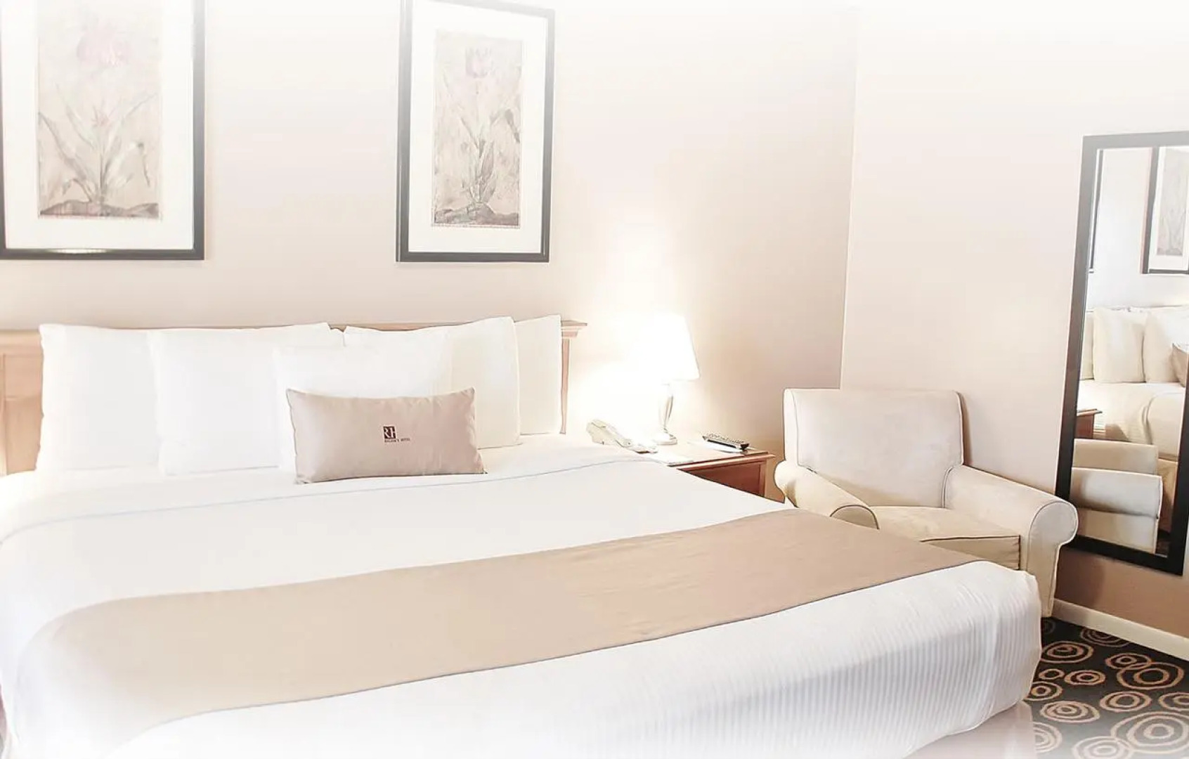 Regency Miami Airport by Sonesta