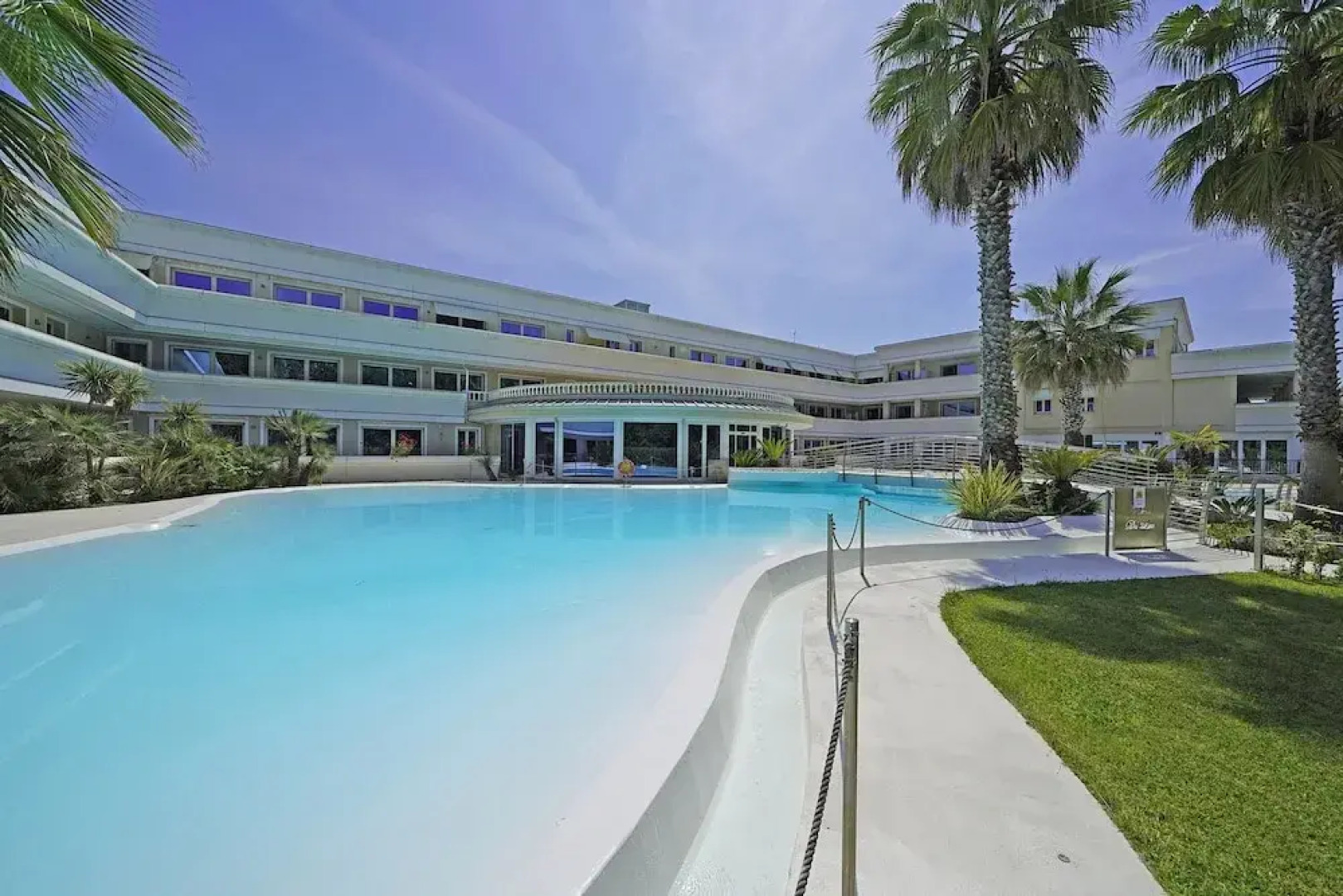 Relais du Lac IV by Wonderful Italy