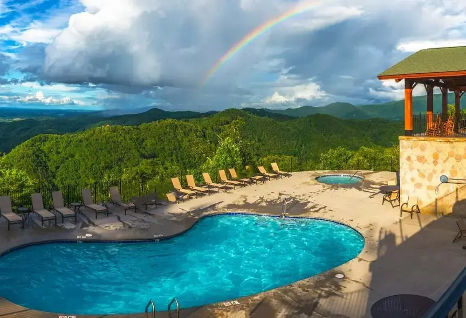 Extravagant View 3 Bedrooms 3 Bathrooms Cabin