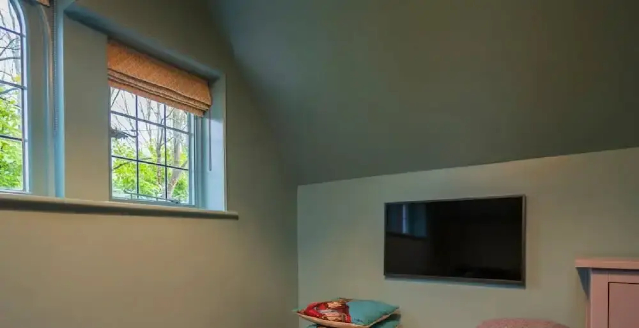 The Writers Retreat - 5 Beds Parking Much More