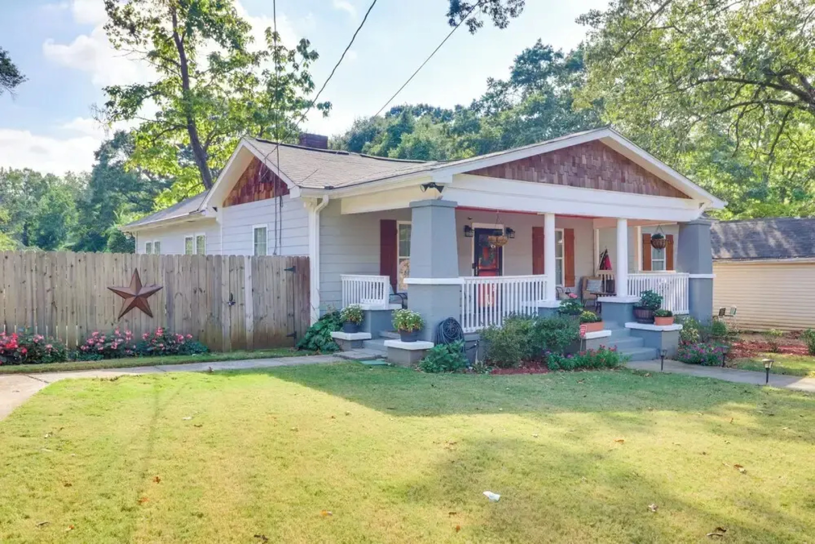 Updated Farmhouse w/ Yard, 10 Mi to Dtwn Atlanta