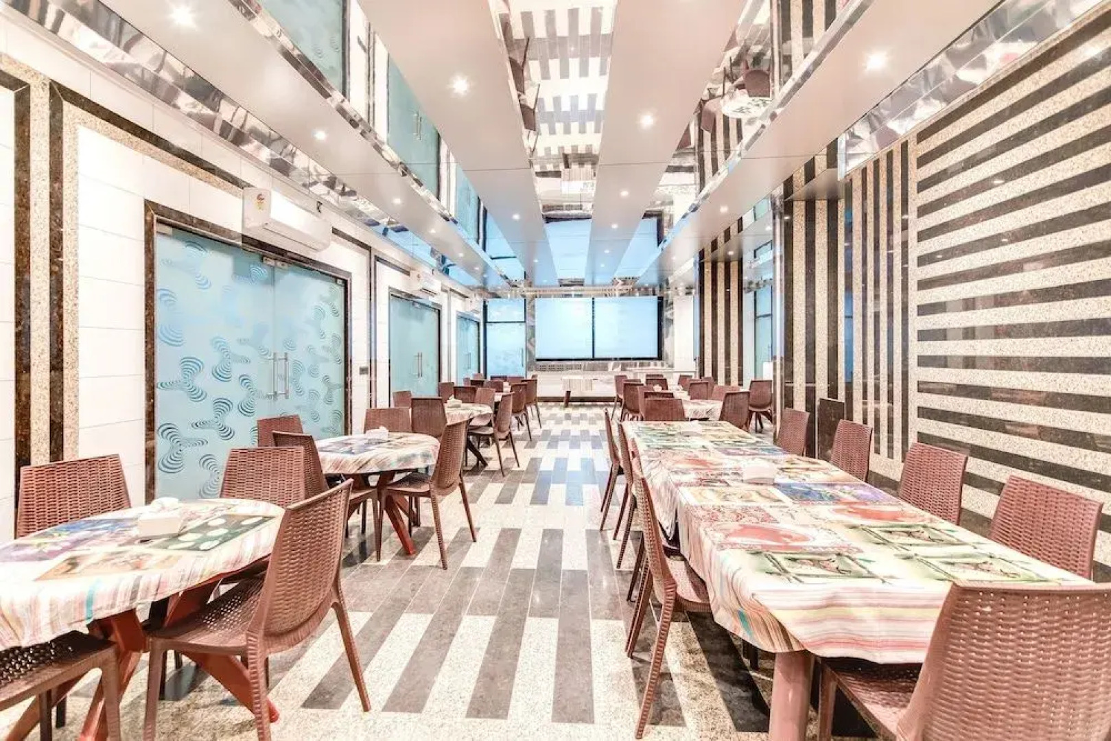 Capital O 48876 Shri Saibaba Satsang Mandal