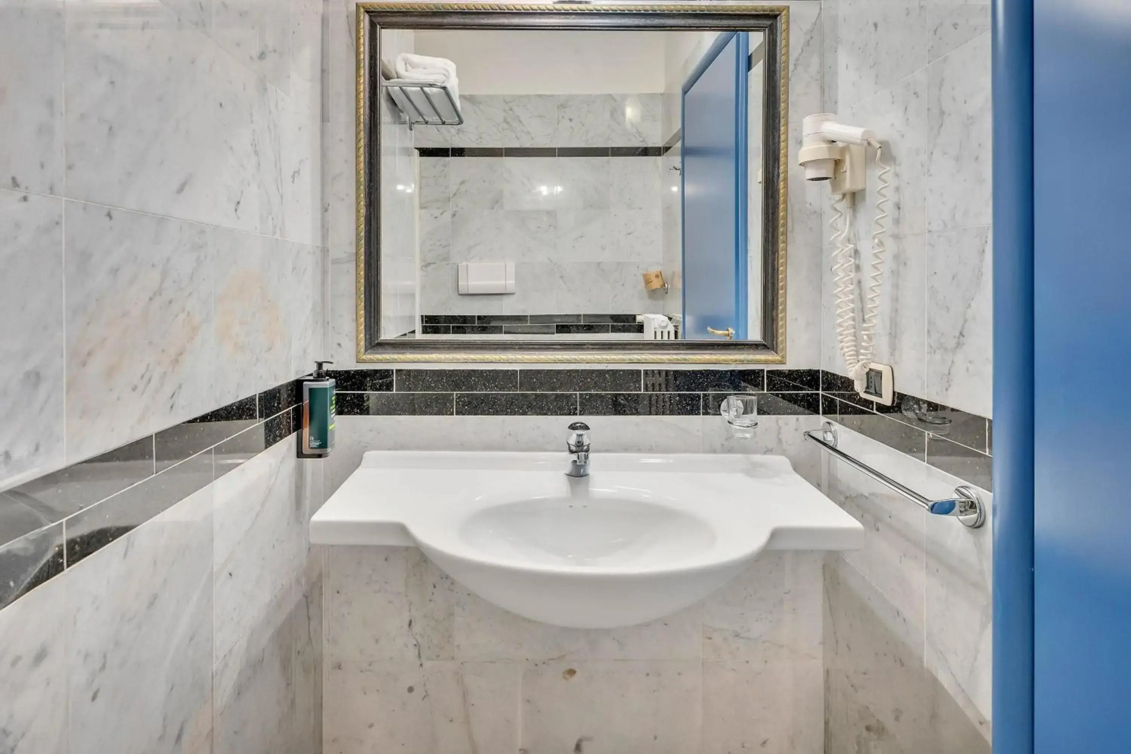 B&B HOTEL Bergamo Executive