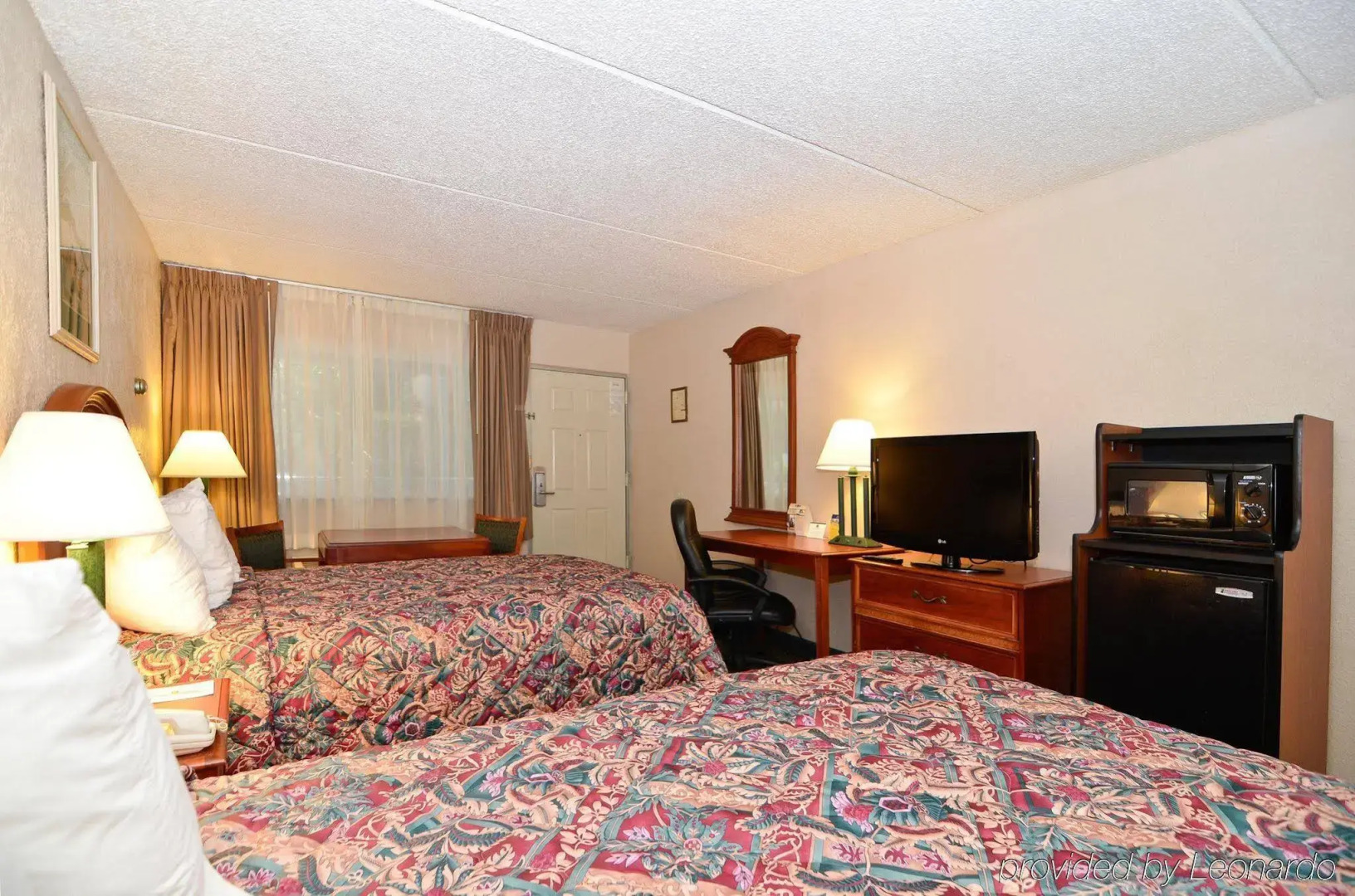 Clarion Pointe Galveston - Beachfront