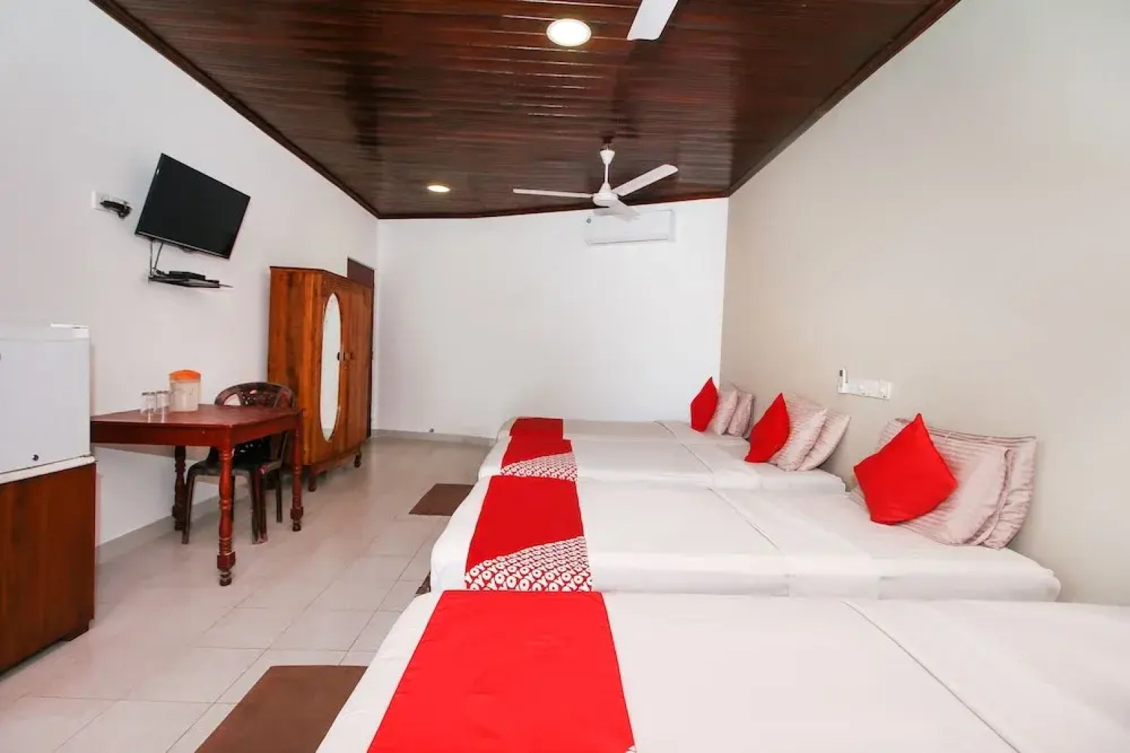 OYO 506 Bandu River Inn