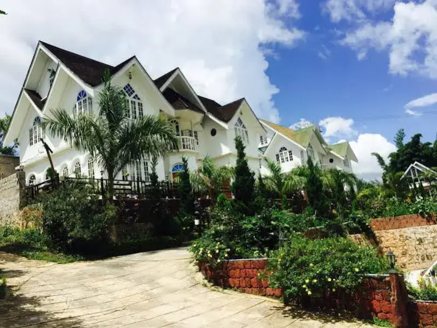 Green Haven Hotel