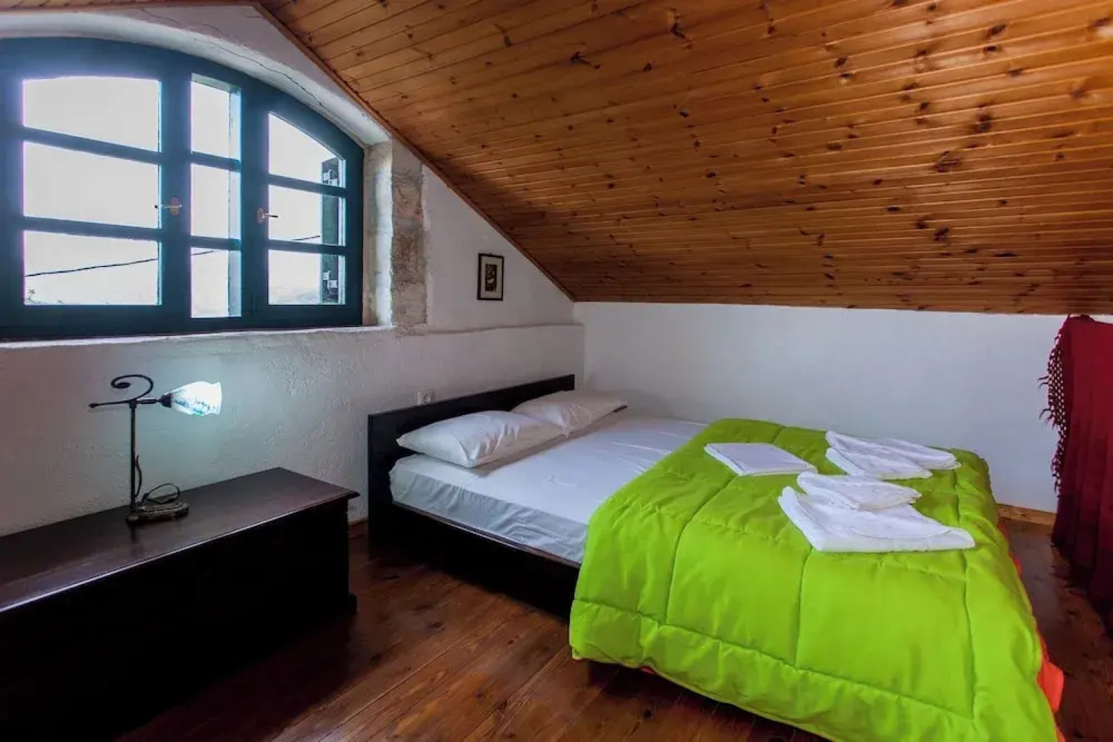 Dream 1 -traditional House With Pool To Share