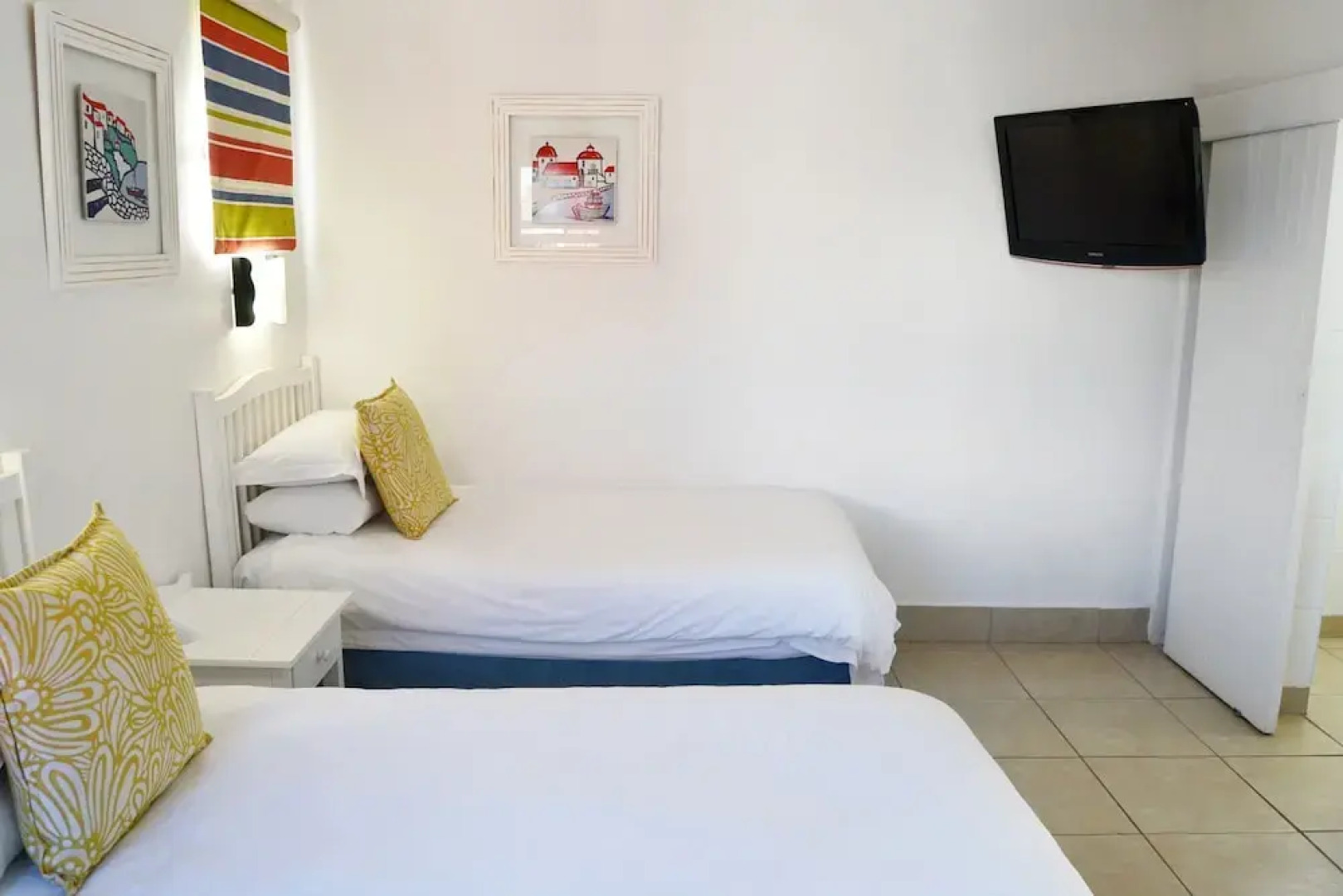 Club Mykonos Athenian Cascades