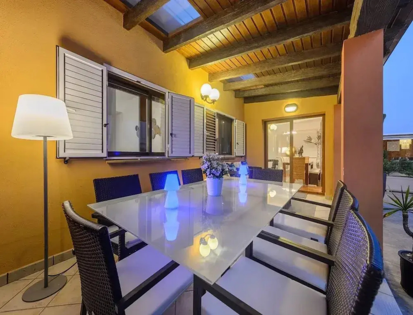 Modern Villa With Pool Near Town