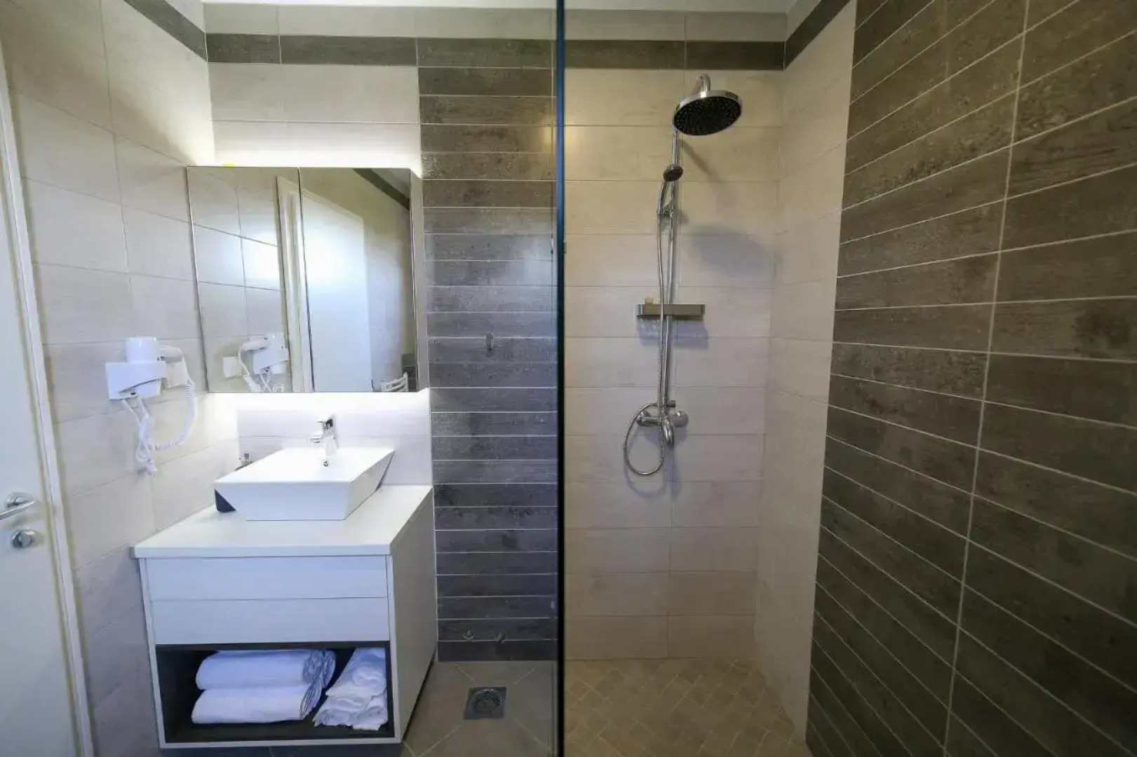 Guesthouse & restaurant Tekovina