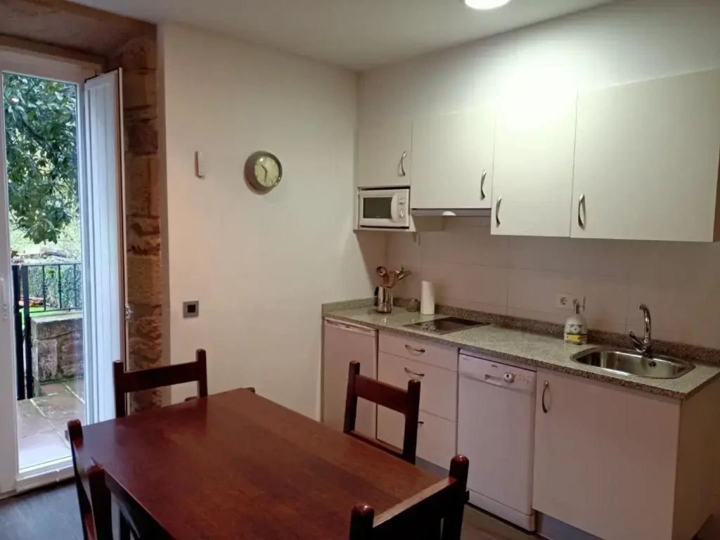 Tresanea Apartamentos