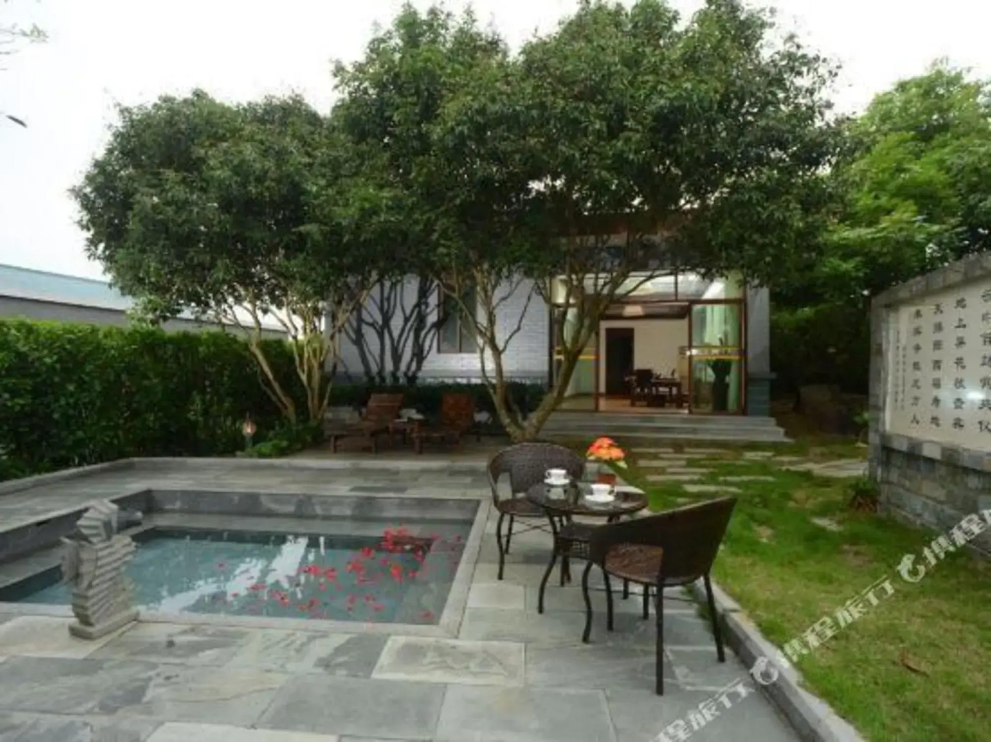 Yangxi Hotspring Resort