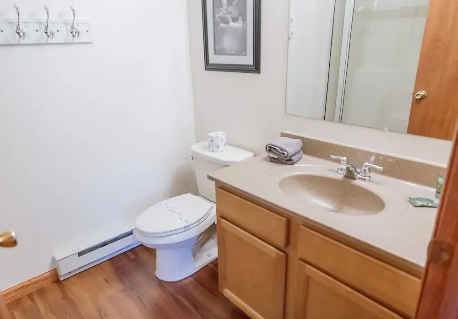 Boulder Field Lodge ~ HOT TUB ~ Free Linens