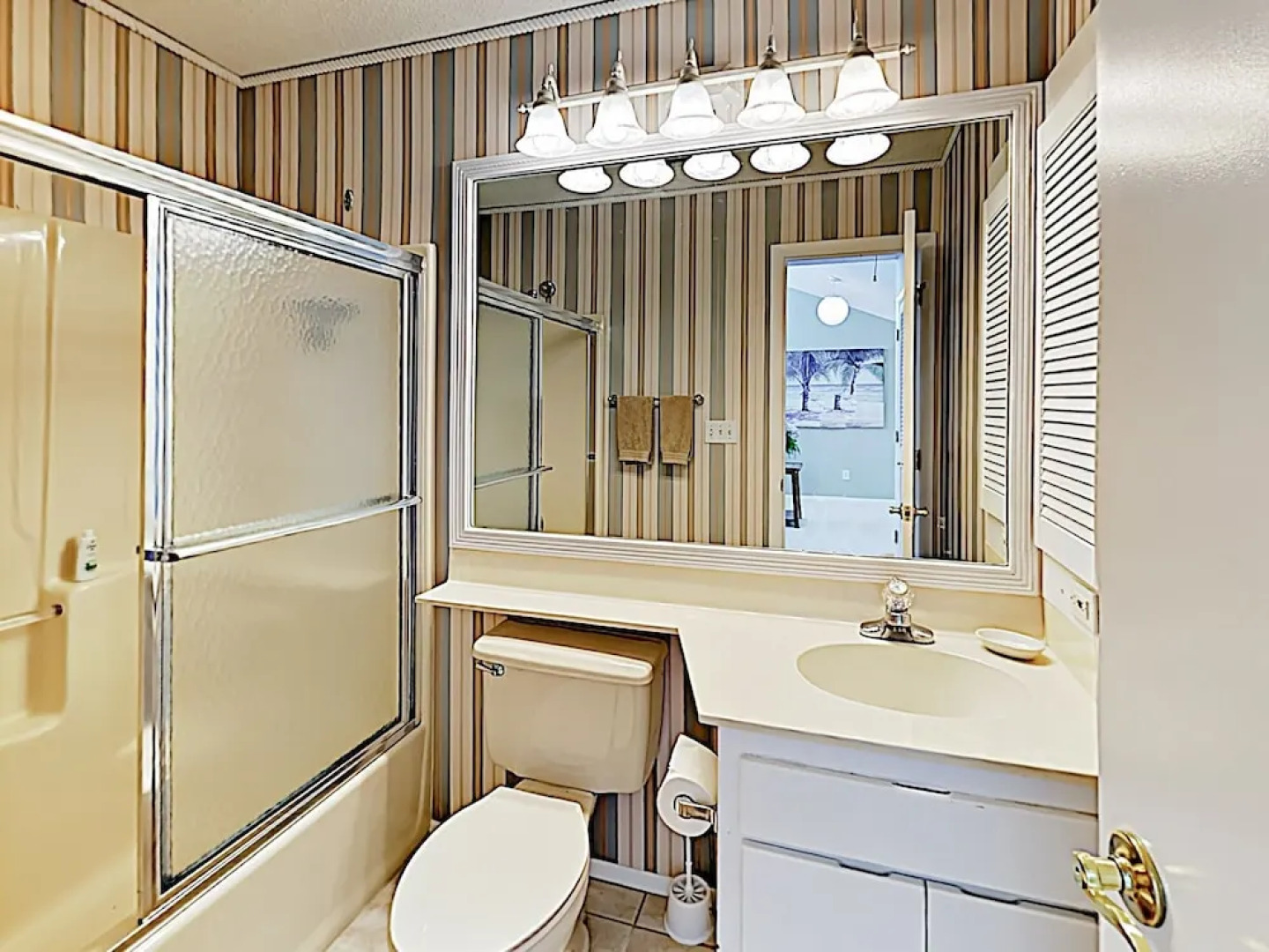 New Listing! Litchfield Near Ocean 3 Bedroom Condo