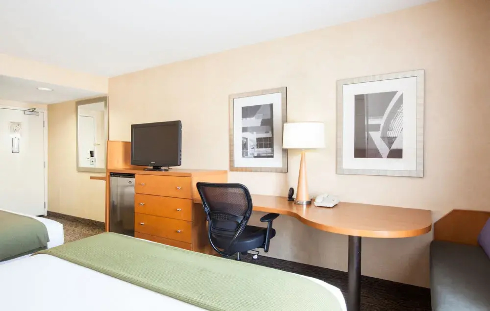 Holiday Inn Express West Los Angeles-Santa Monica
