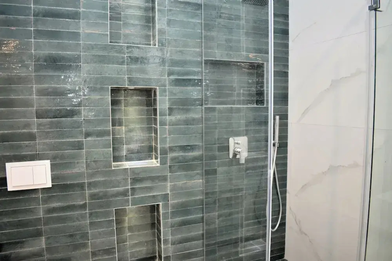 White Moon Apartment 301