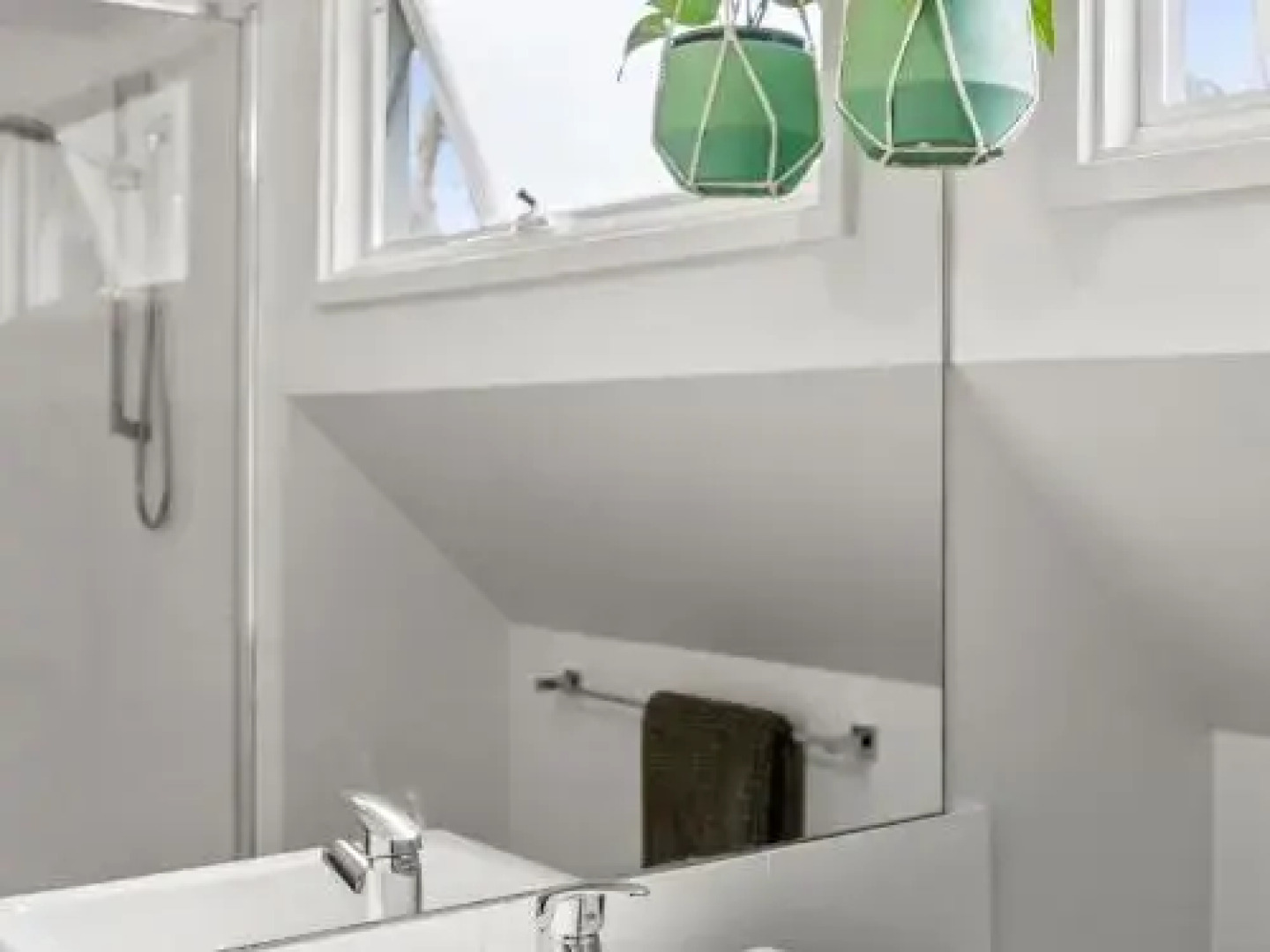 Point Roadknight Paradise