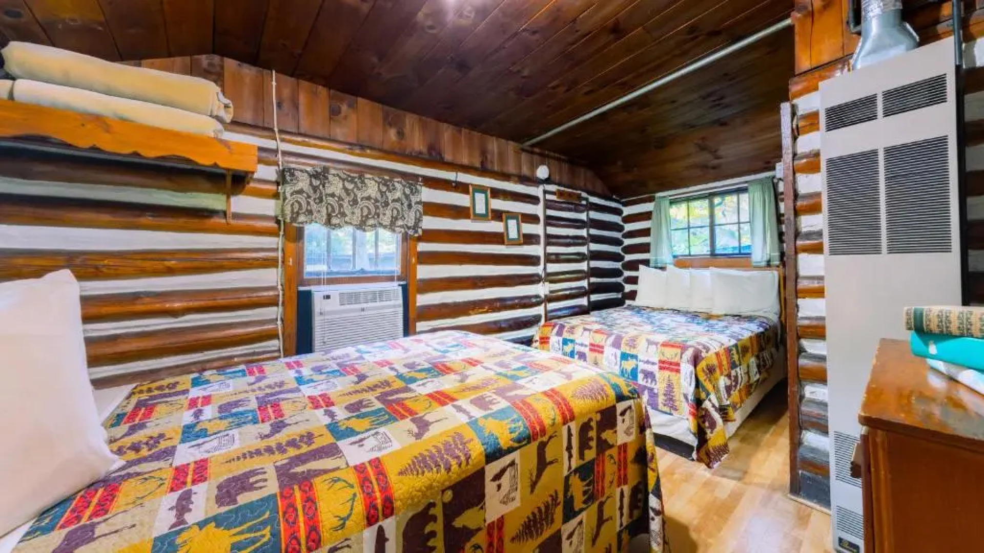 Log Cabin Motor Court