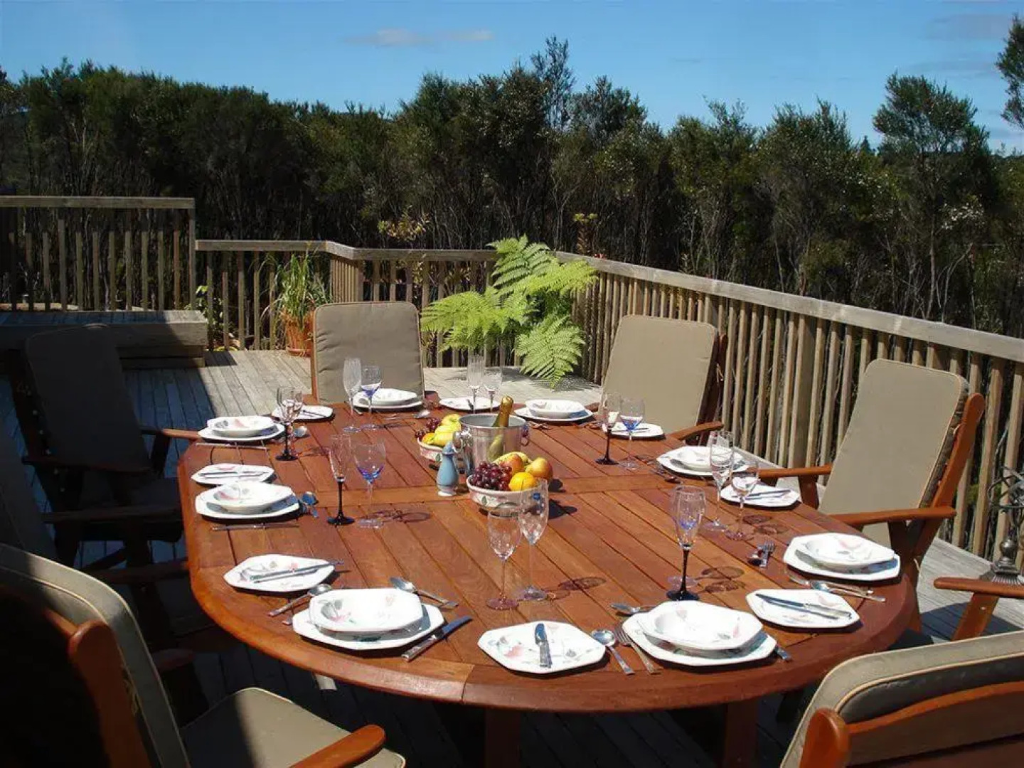 Longhouse Bed and Breakfast