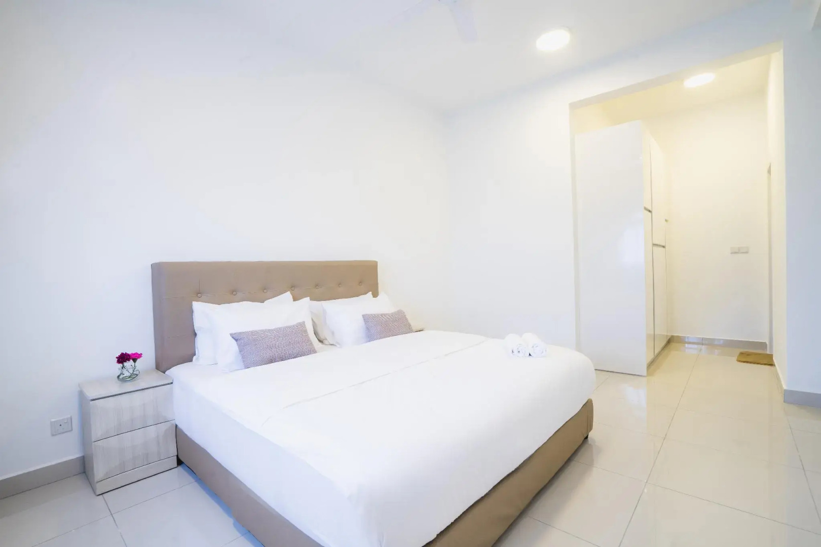 Legoland Medini 4pax WIFI-B08 @ UHA Home