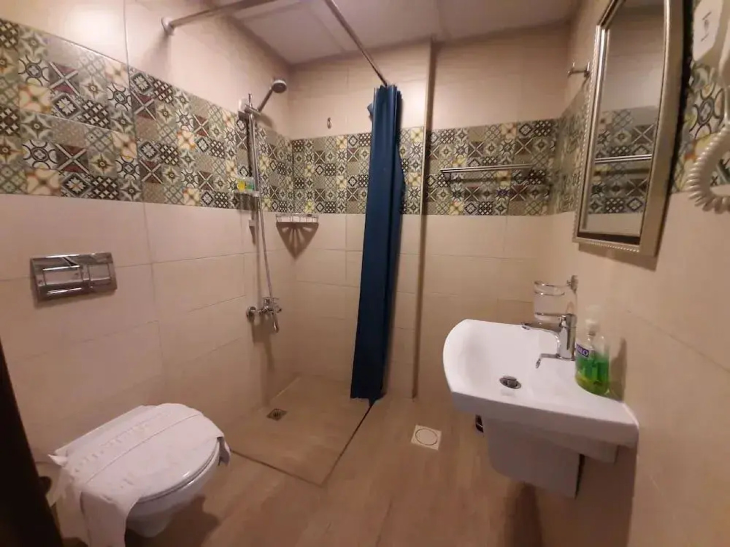 Layaali Amman Hostel