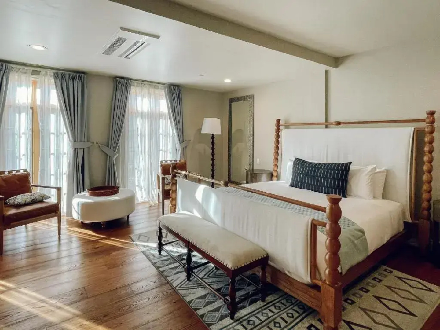 Zane Grey Pueblo Hotel