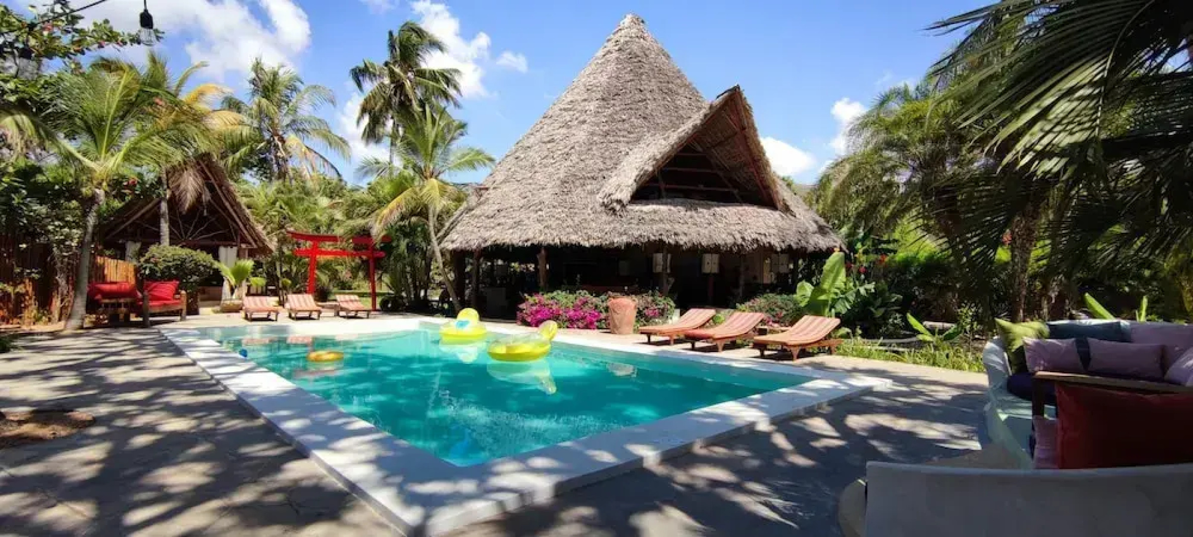 Lions House Boutique Hotel