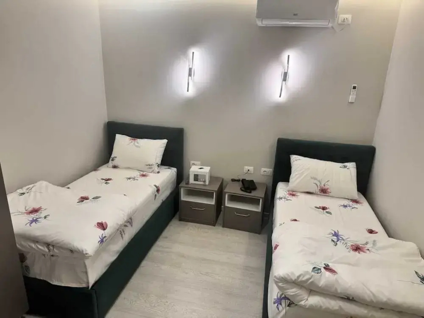 London Restaurant Hotel