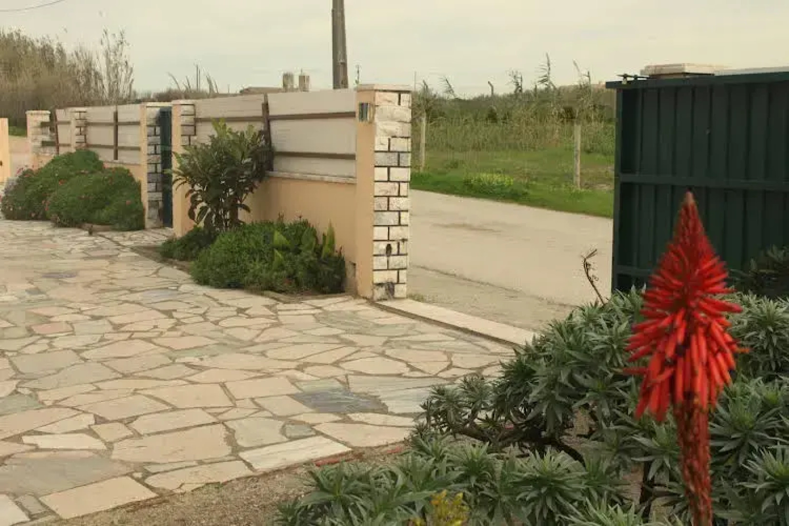 Almagreira Surf Hostel