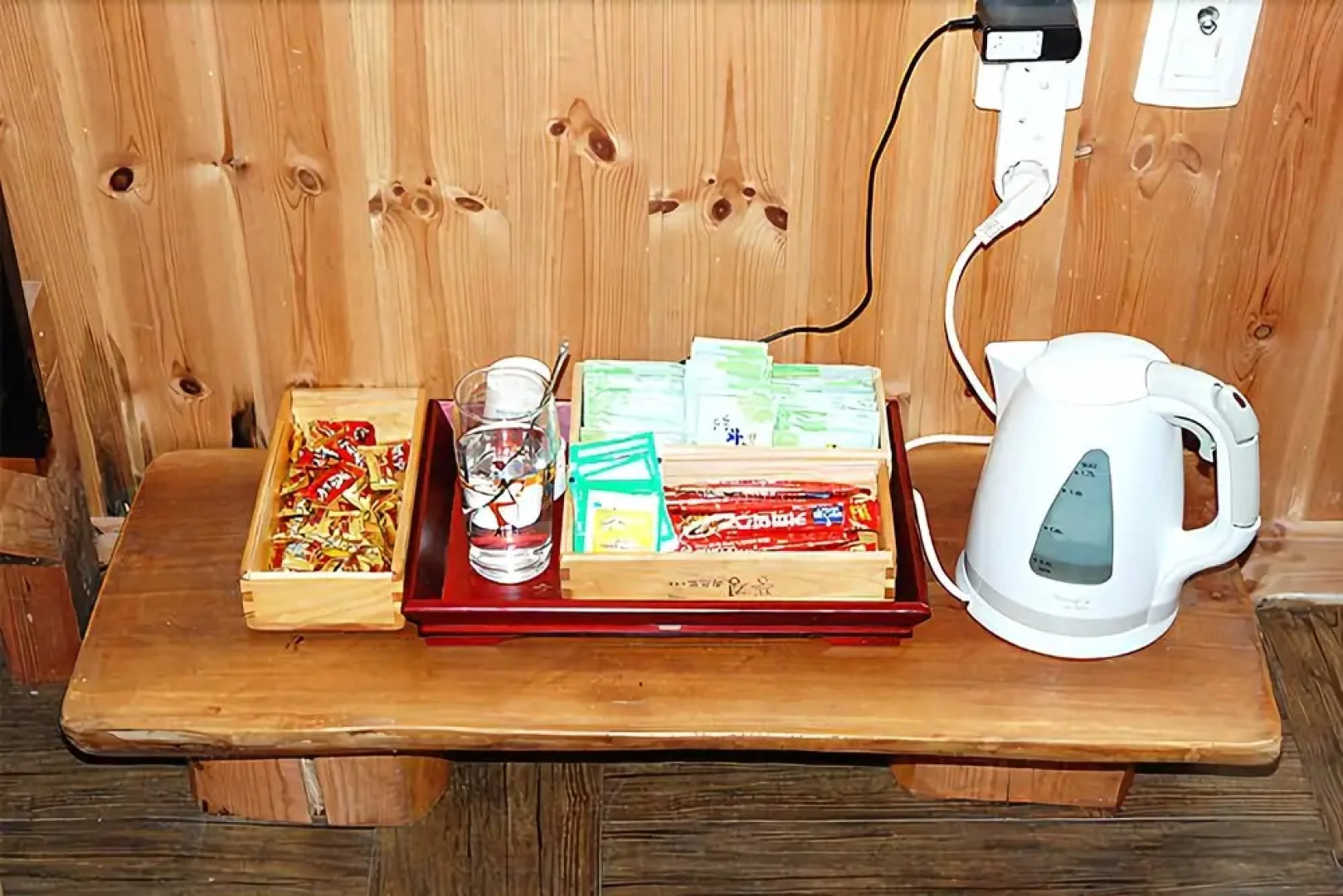 Hadong Inside the Scene Pension