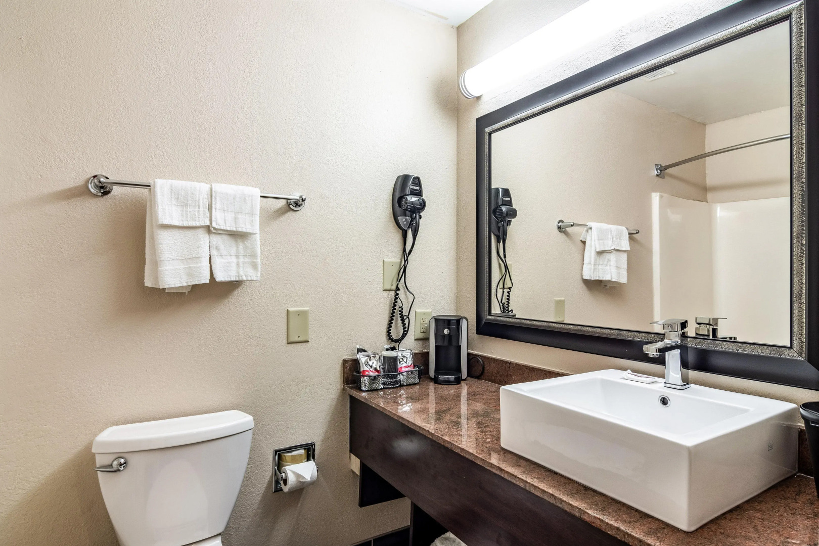 Red Roof Inn PLUS+ & Suites Atlanta Airport South