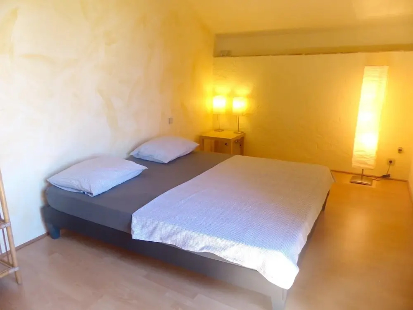 Villa With 5 Bedrooms in Uchaux, With Wonderful Mountain View, Private