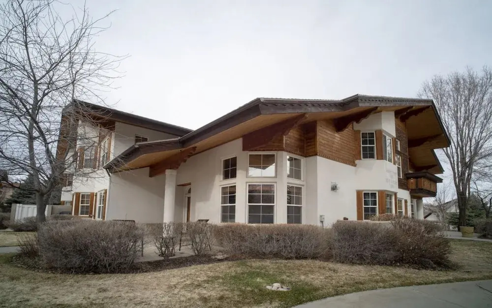 3 Bedroom 3 Bathroom Chalet 719