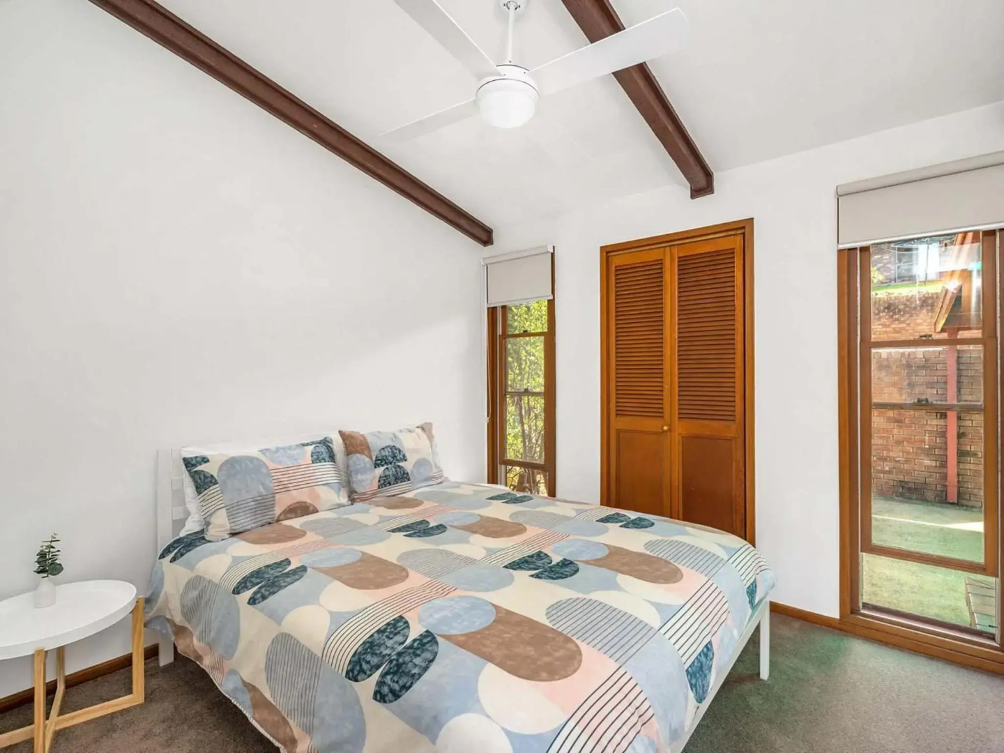 CLOUD NINE Gerringong 4pm Check Out Sundays except Peak season