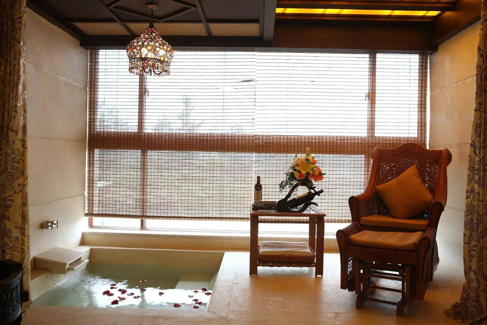 Nanjing Bali Yuanshu Vogue Hotspring Hotel