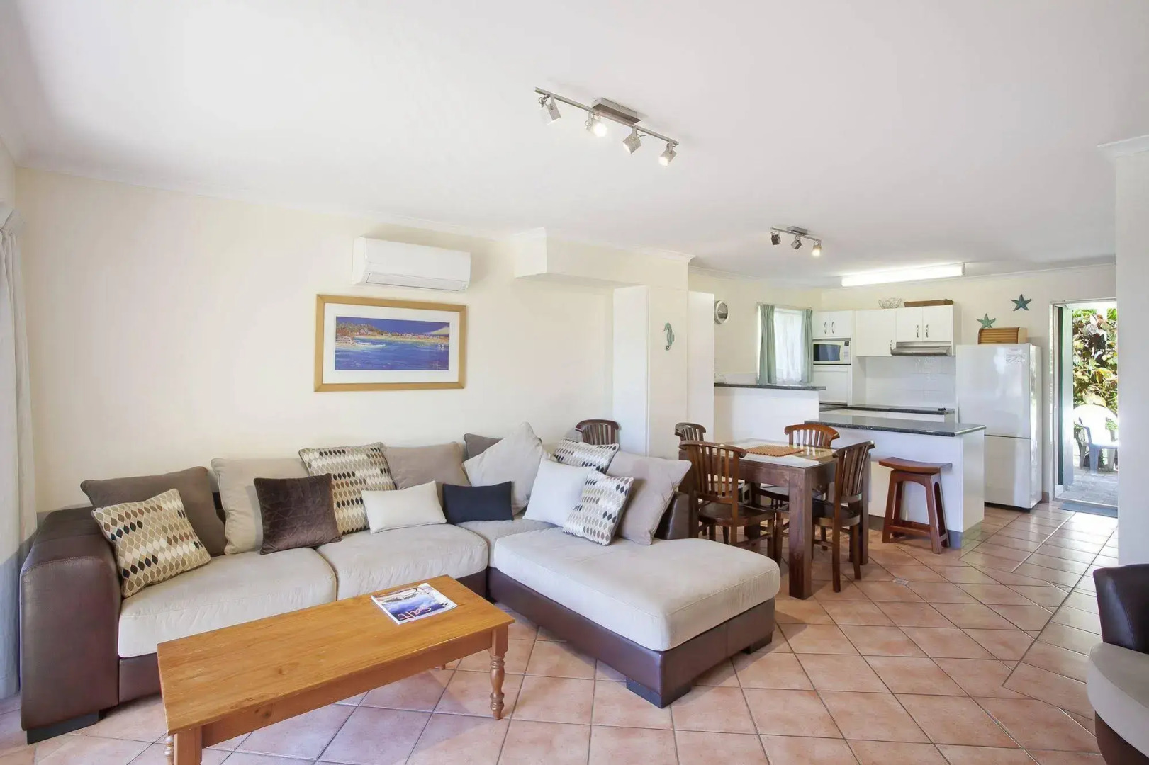 Beach Breakers Resort