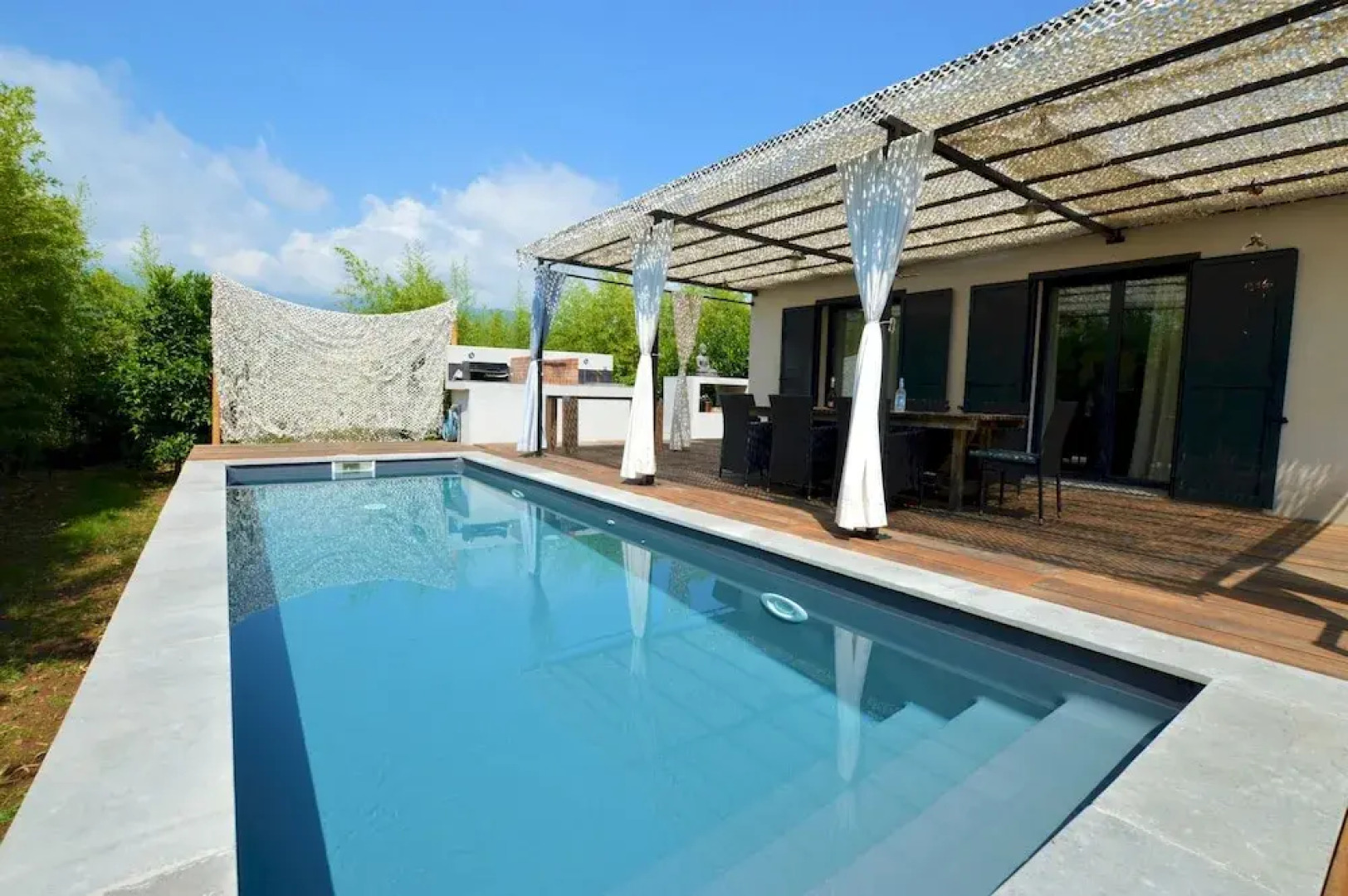 A Casa di Lou piscine jacuzzi Moriani