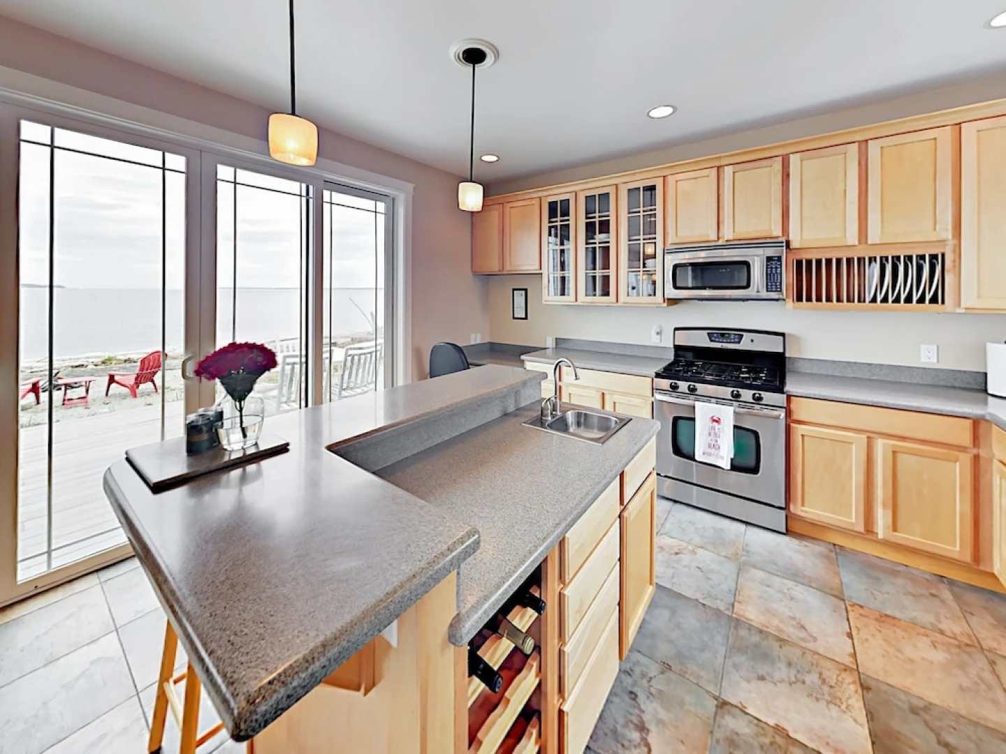 201 E Sandpiper Rd Home 3 Bedrooms 2.5 Bathrooms Home