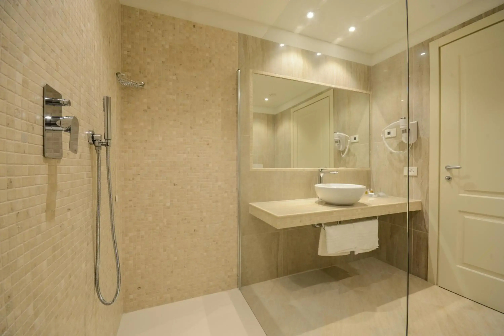 Villa Garuti Hotel & Appartements
