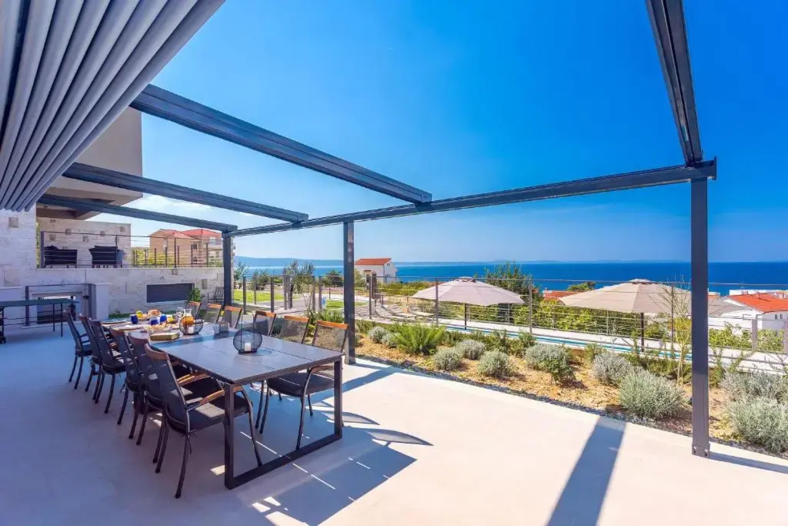 Villa Diva with 7 bedrooms, heated pool, sauna and fun zone, sea views