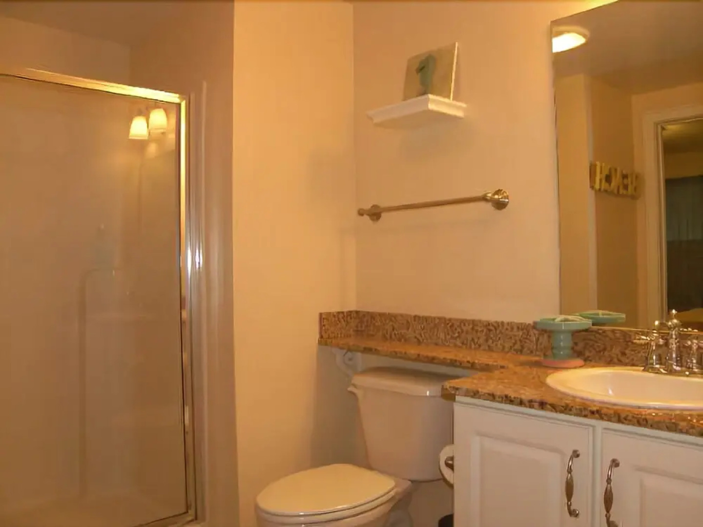 Club at Mexico Beach 1G Red Fish Blue Fish