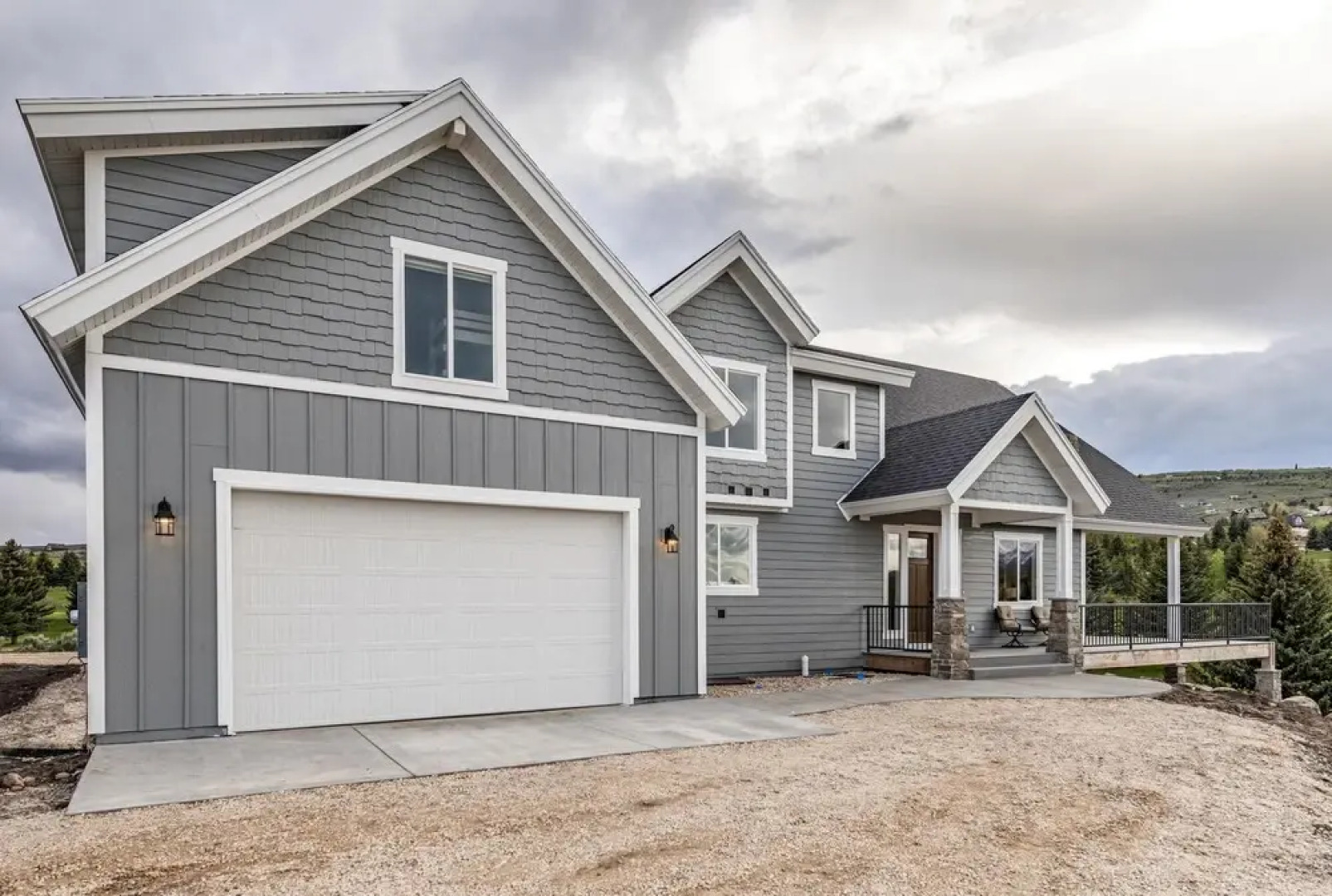 Beautiful Parade Home Overlooking Bear Lake Golf Course and Bear Lake - Sleep 34
