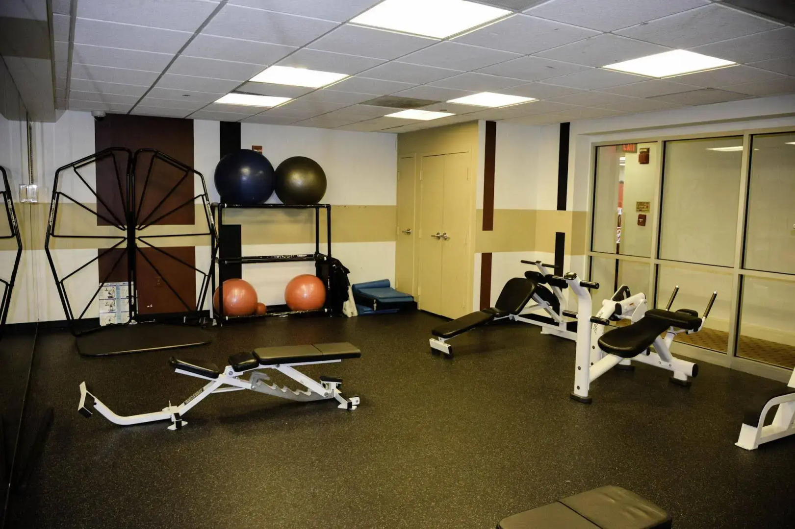 Heaven on Washington - Center of City