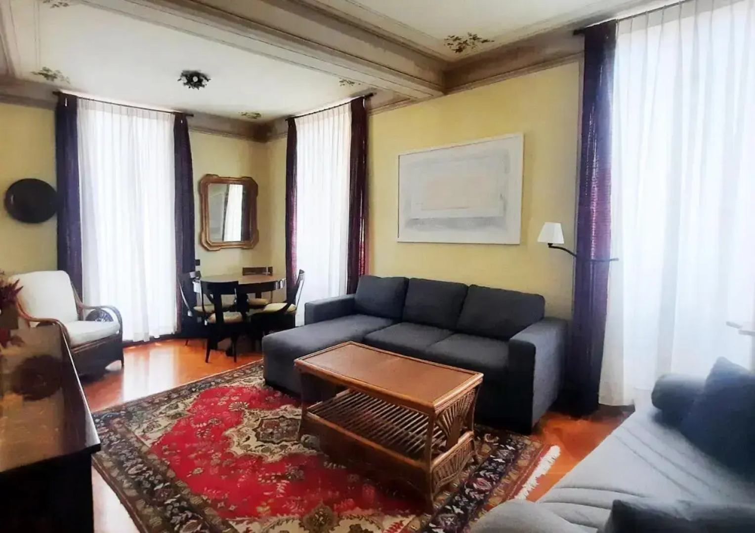 Ecco Marino Casa Vacanze