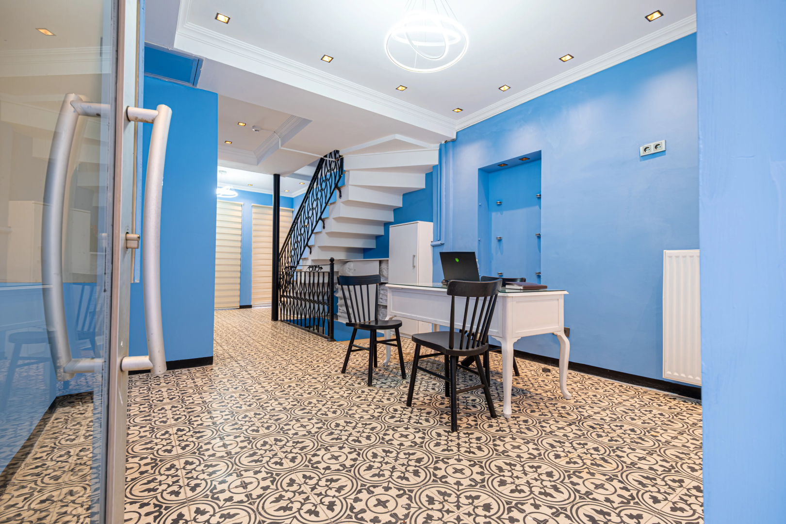 Forbes Suites